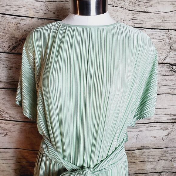 Bebe Mint Green Jumpsuit Size Medium - Picture 2 of 5